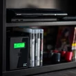 Obraz 4/5 - Green Cell UPS neprerušiteľný zdroj napájania 2000VA 1200W s LCD displejom 6x IEC