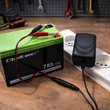 Kép 4/8 - Qoltec Automatikus töltő AGM GEL STD akkumulátorokhoz | 6V/12V töltő | 6W | 5.5x2.1 | 1.8m kábel