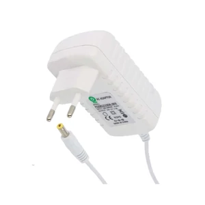 Napájací zdroj POS POSB12150A-WH, impulzný 12V/1,5A/18W, horizontálny adaptér, AC:CEE7/16. Napätie DC: 2,1/5,5 (+)