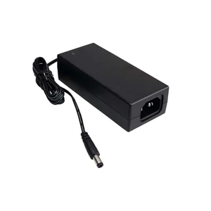Napájací zdroj POS POSC12333D-C14-25, 12V/3,34A/40W, stolový, AC: IEC C14. Priemer DC 2,5x5,5 mm