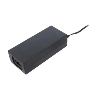 Napájací zdroj POS POSC07350D-C8-1335, POSC07350D-C8-13 7,5V/3,5A/26W, stolový, AC: IEC C8, šírka DC: 1,3/3,5x8mm (+)350D-C8-1,3x...