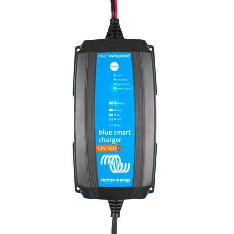 Victron Energy Blue Smart IP65 Töltő 12/10(1) 230V CEE 7/16 töltő
