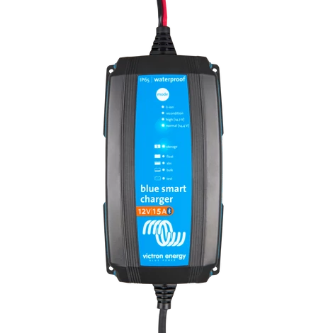 Victron Energy Blue Smart IP65 Töltő 12/15(1) 230V CEE 7/16 töltő