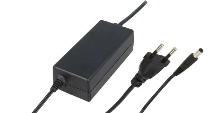 Napájací zdroj POS POSB12500D, stolný POSB12500D 12V/5A/60W, stolný, hm. AC: CEE 7/16, hm. DC: 2.1/5.5 (+)